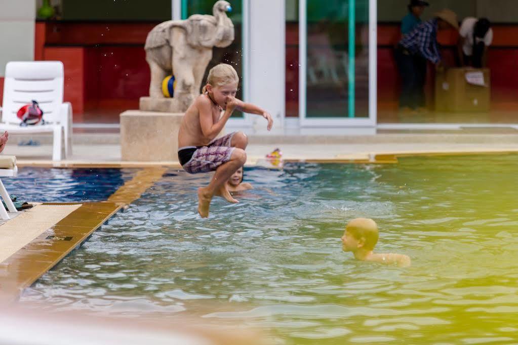Trend Kamala Resort Bagian luar foto