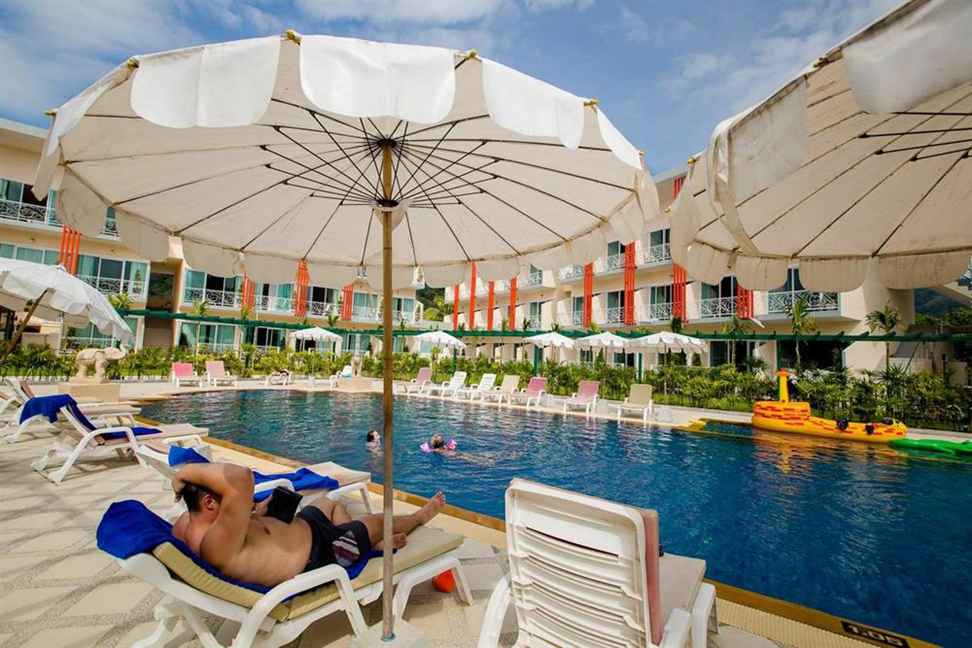 Trend Kamala Resort Bagian luar foto